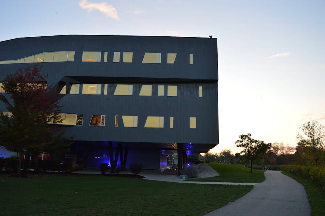 MIT Complete Guide 2025: Fees, Courses, Admission for International Students