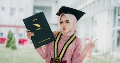 International student reviewing Prodigy Finance loan documents for 2025 application