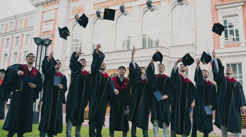 Gates Cambridge Scholarship application guide 2025-2026 with Cambridge University in background